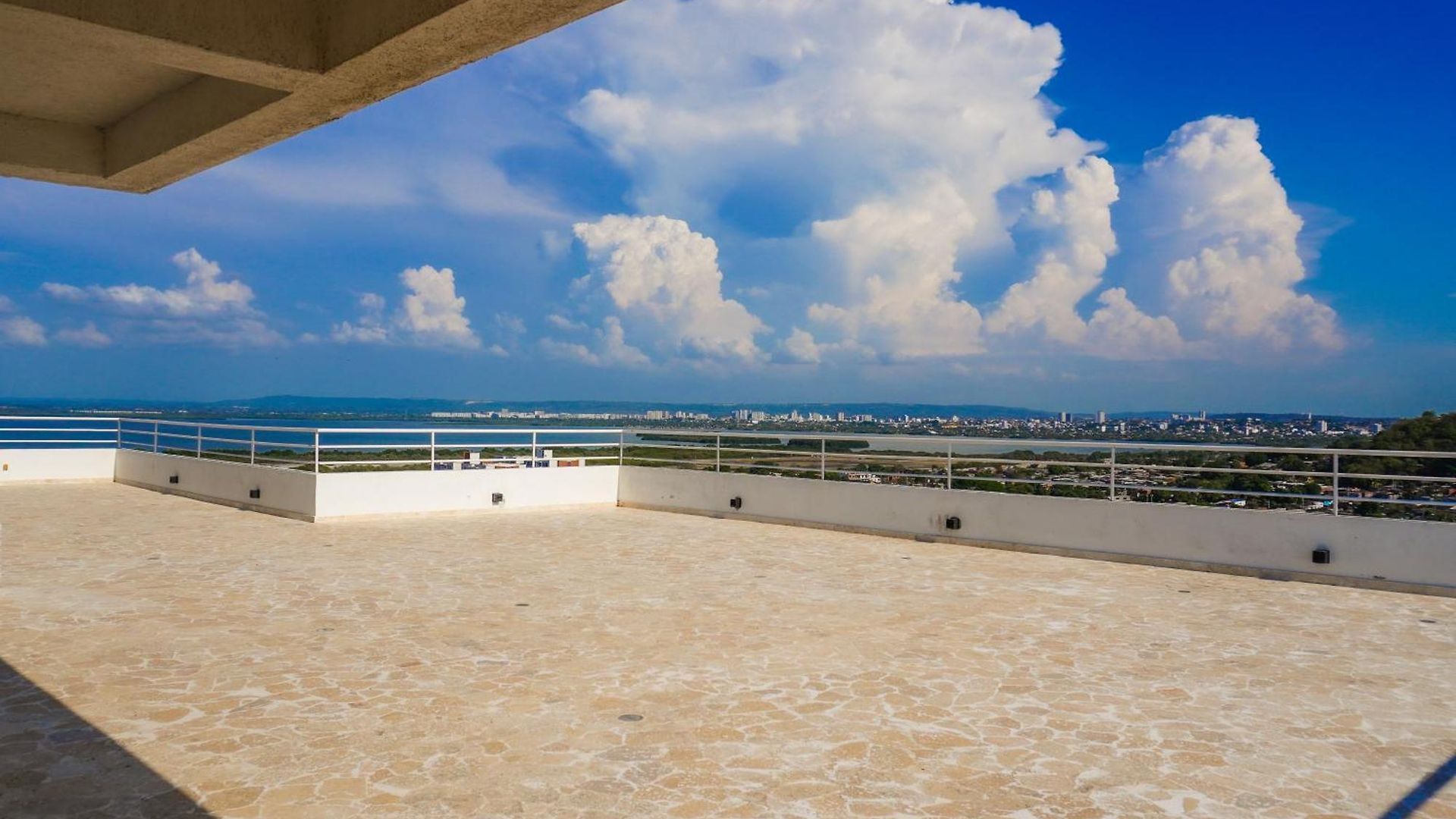 Apto Edif 2 Hab, Piscina, Rooftop, Cerca Aeropuerto, 5min Centro Historico Apartamento