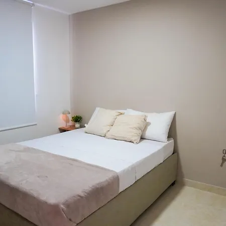 Apto Edif 2 Hab, Piscina, Rooftop, Cerca Aeropuerto, 5min Centro Historico Apartamento