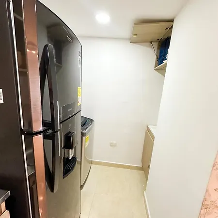Apto Edif 2 Hab, Piscina, Rooftop, Cerca Aeropuerto, 5min Centro Historico Apartamento
