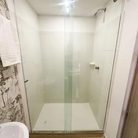 Apto Edif 2 Hab, Piscina, Rooftop, Cerca Aeropuerto, 5min Centro Historico Apartamento *