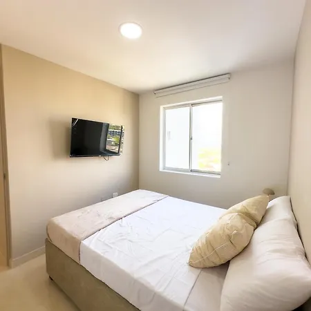 Apto Edif 2 Hab, Piscina, Rooftop, Cerca Aeropuerto, 5min Centro Historico Apartamento *